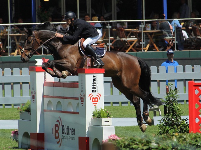 于讨论熟悉 于讨论熟悉